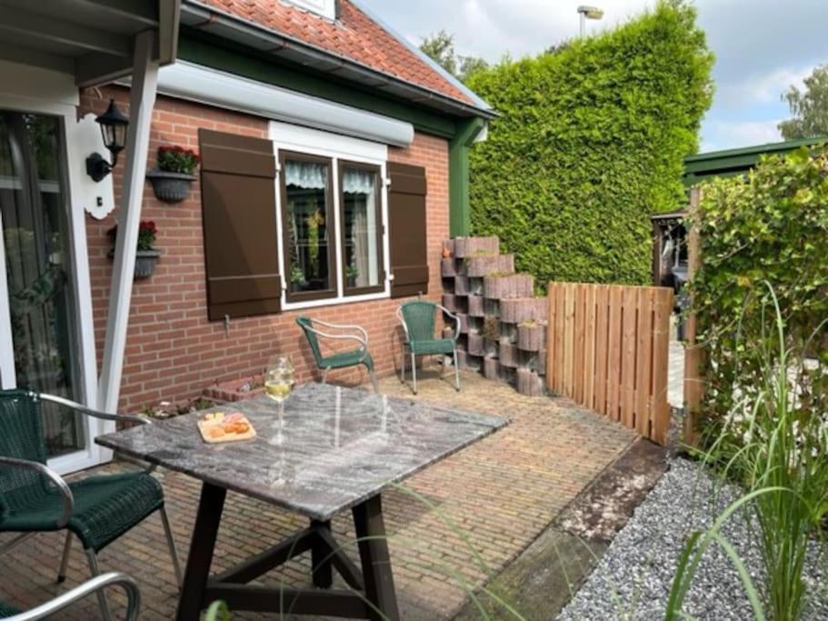 Huisje Marie Loosdrecht Exterior foto
